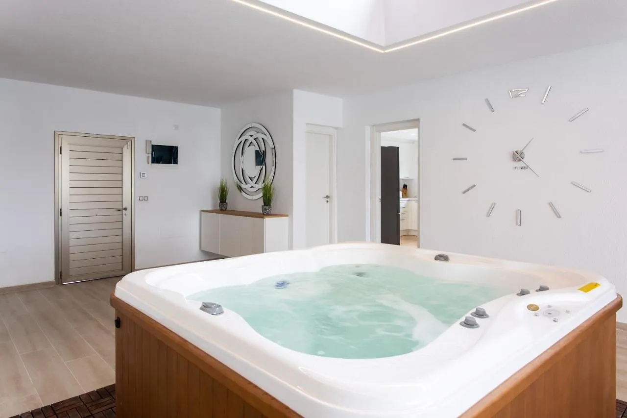 Luxury Villa Perla كاليتا ذي فوستي 0*,  إسبانيا